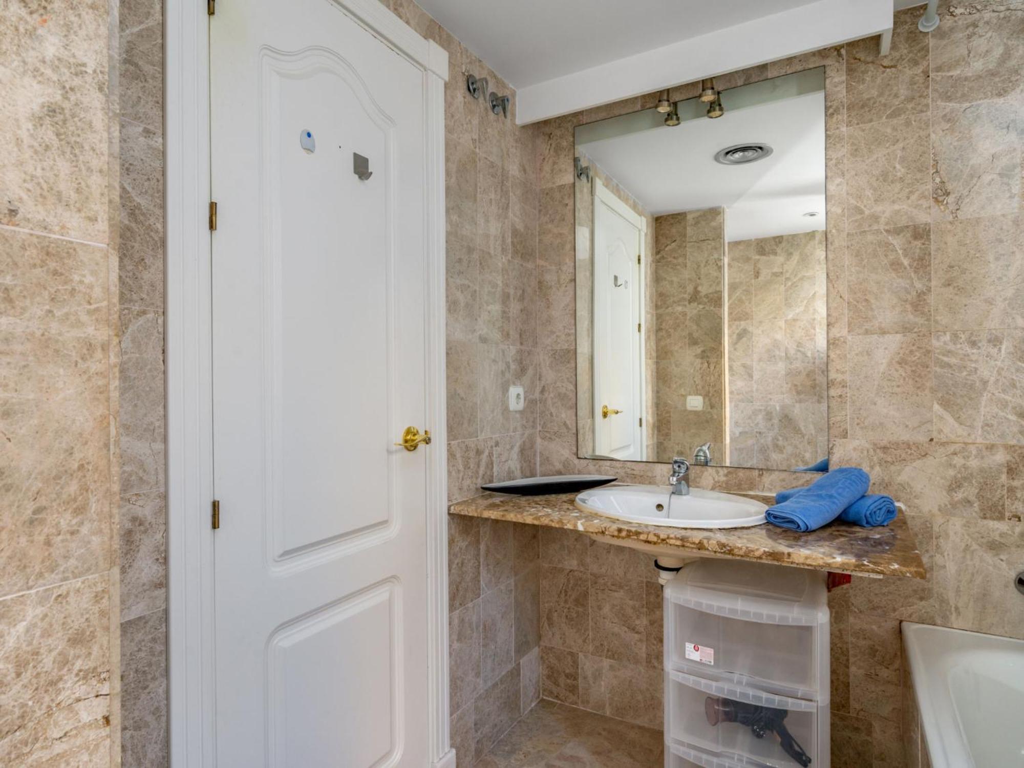 Apartemen Naranjos